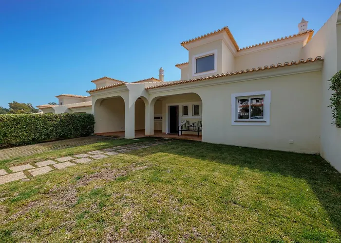 Casa de Férias Meadow View Retreat